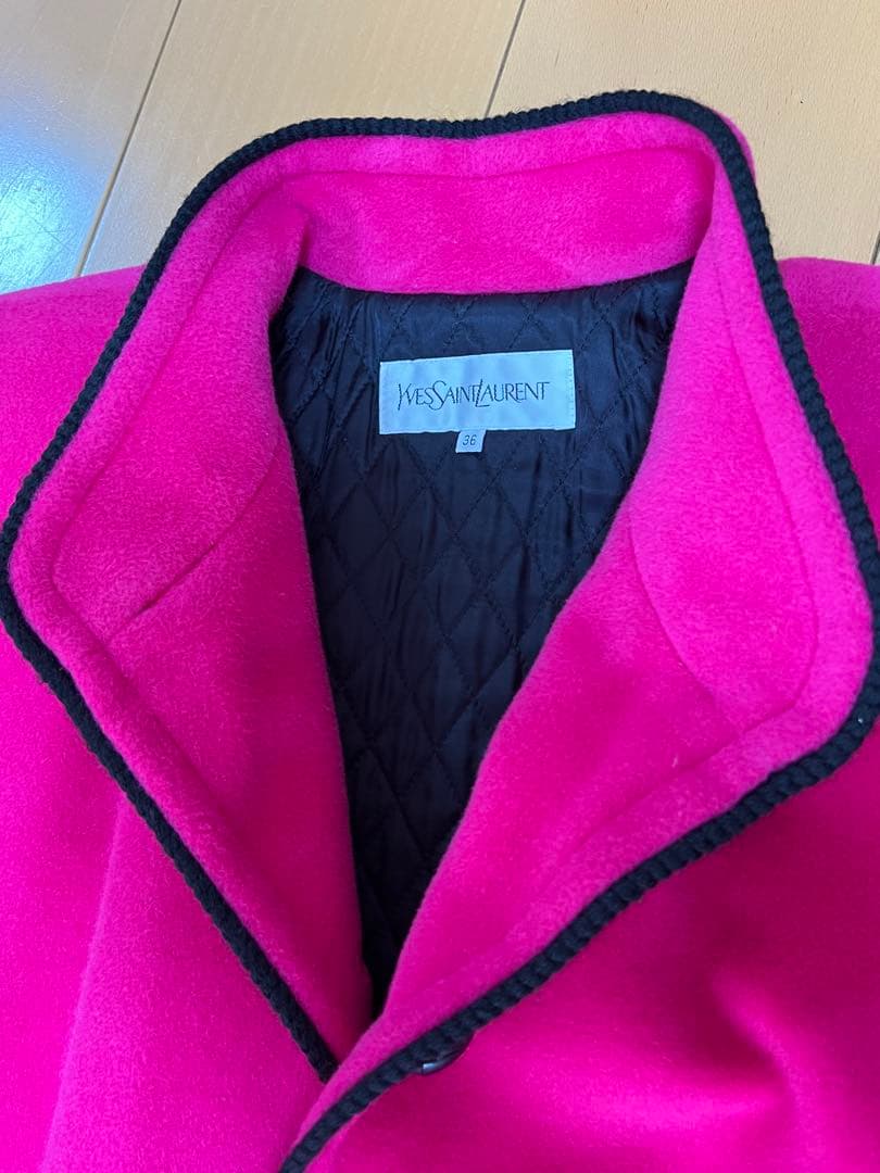 ピンクイヴ・サンローランコート