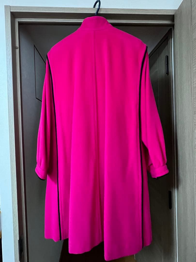 ピンクイヴ・サンローランコート