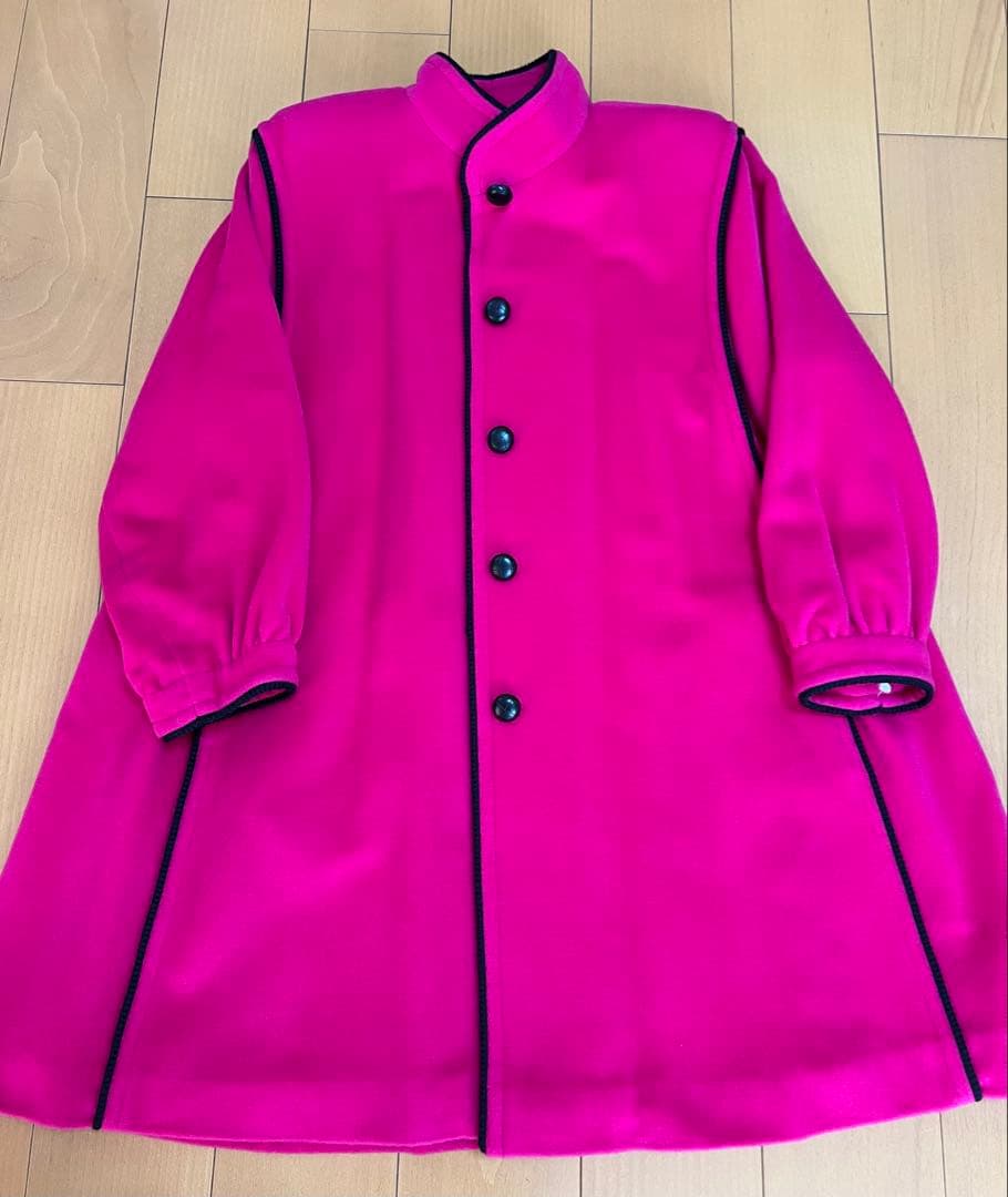 ピンクイヴ・サンローランコート