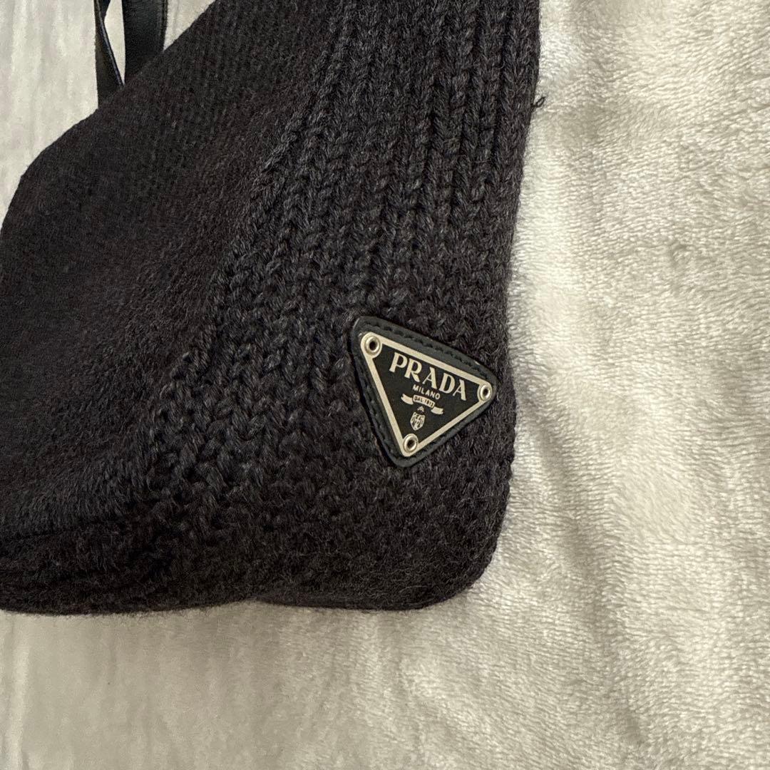 あくび様　PRADA プラダ ハンドバッグ ウール ニット 三角プレート