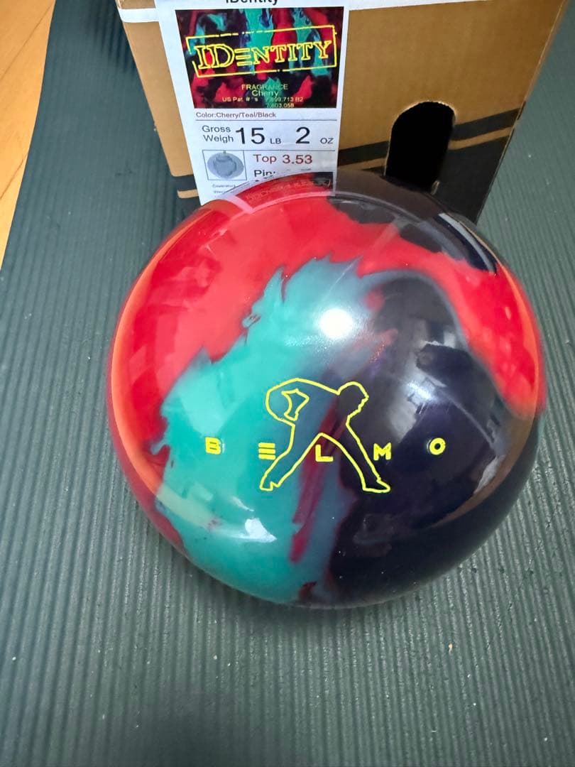 STORM IDENTITY ボウリングボール 15ポンド