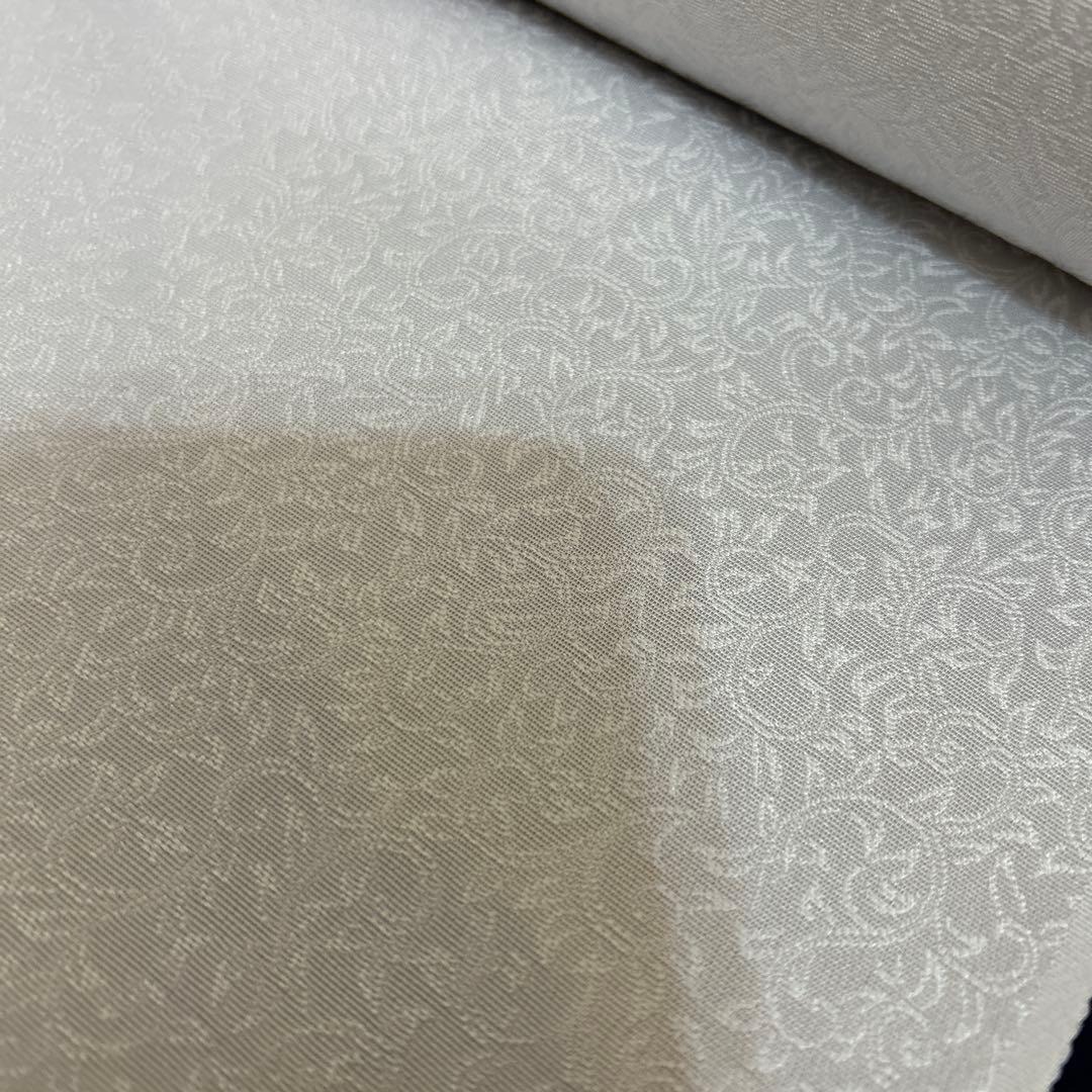 一蔵オリジナル　正絹　絆　反物　シルバー　唐草小花紋