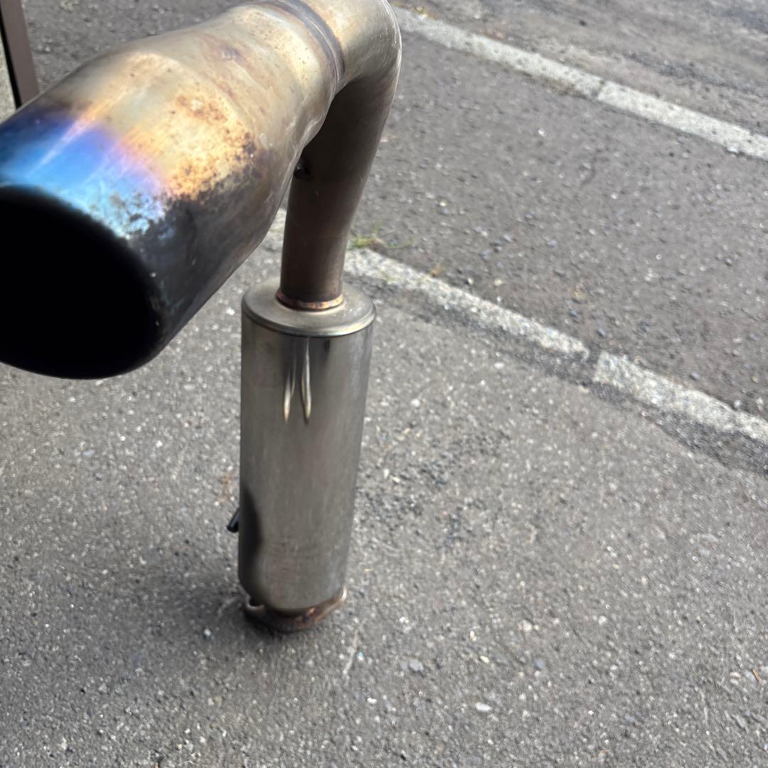 u*2様 jb23 3型に付いていたマフラー