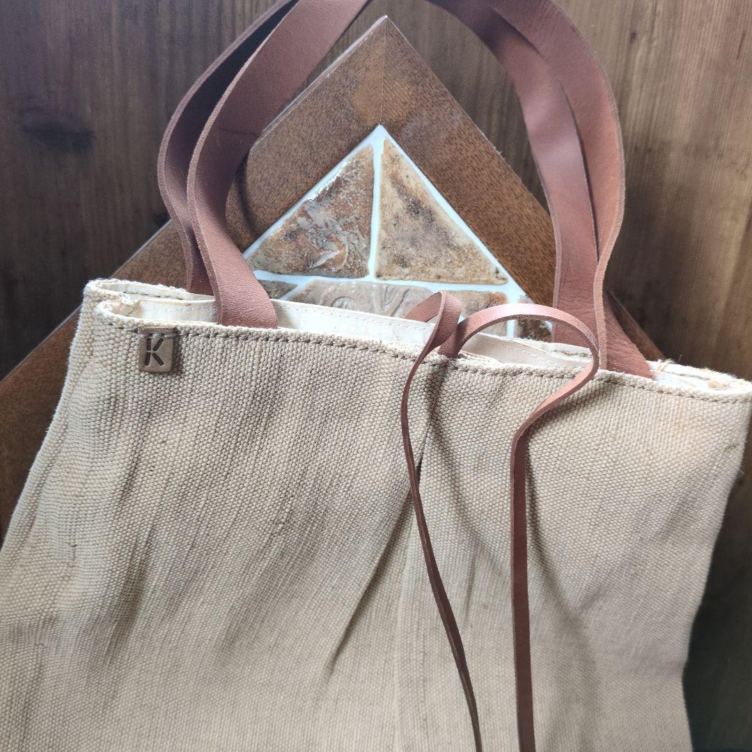 ヘレンカミンスキーのライファ帽子とKOOSのショルダーバッグ