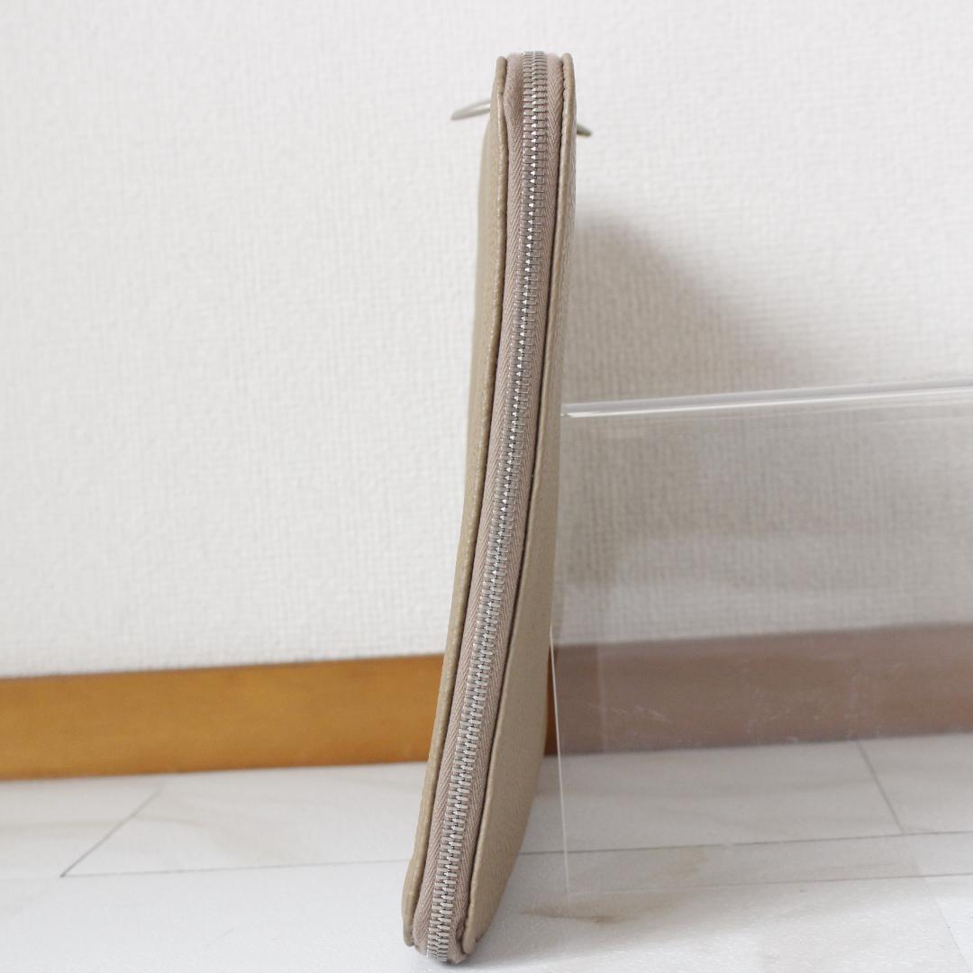 hinn クラッチバッグ レザーバッグ ベージュ ロゴ金具 本革