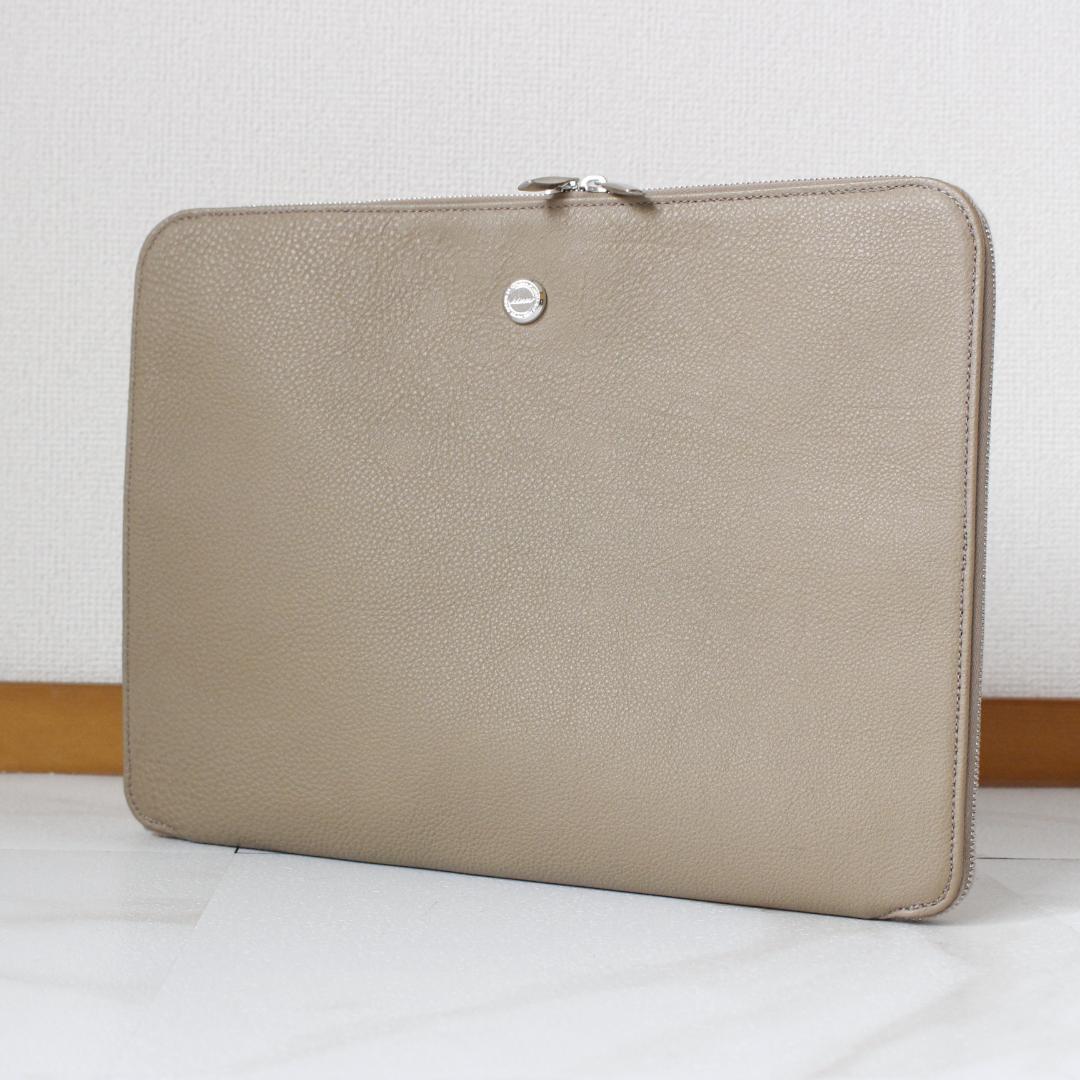 hinn クラッチバッグ レザーバッグ ベージュ ロゴ金具 本革