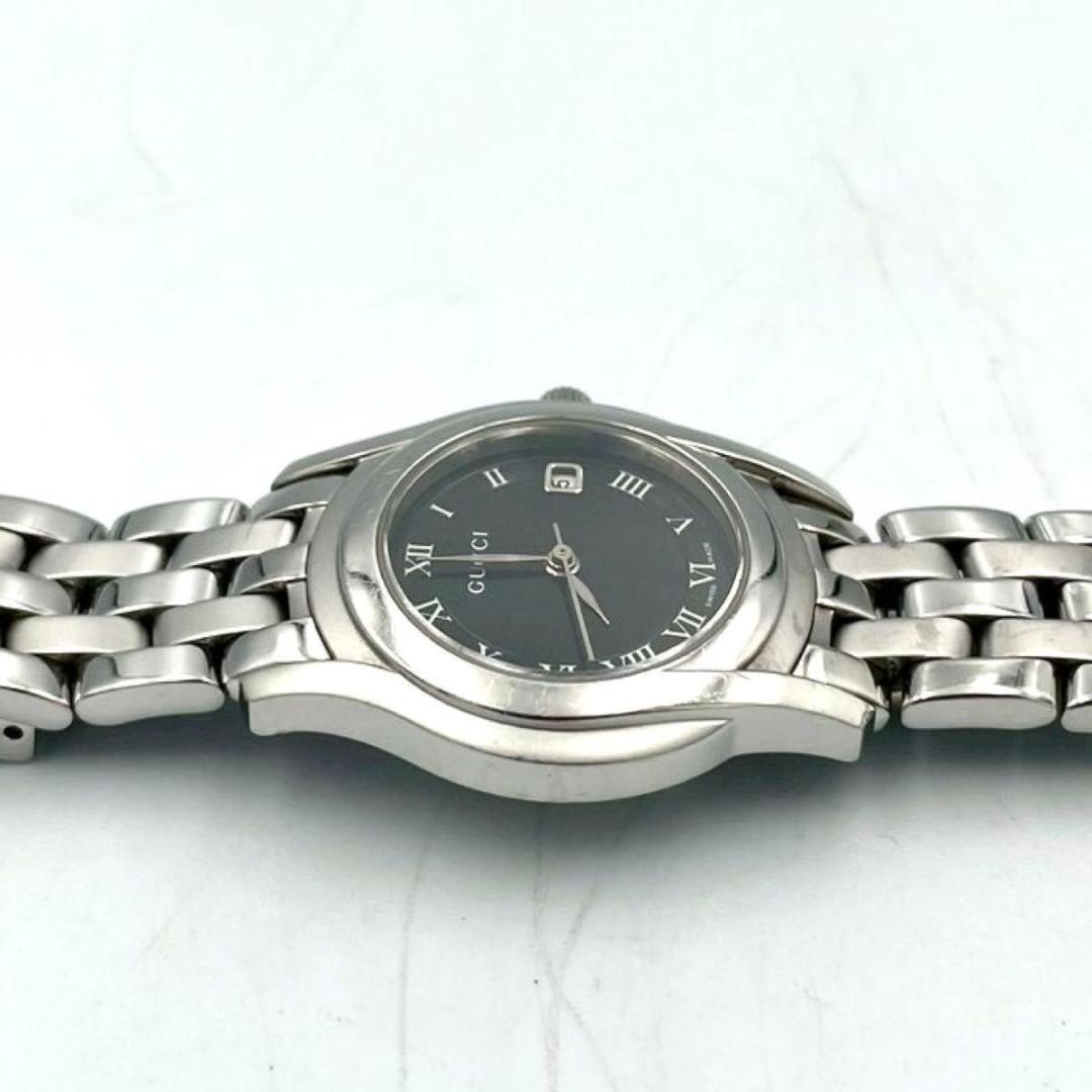 560 グッチ 5500L 腕時計 クォーツ デイト ラウンド ブラック文字盤