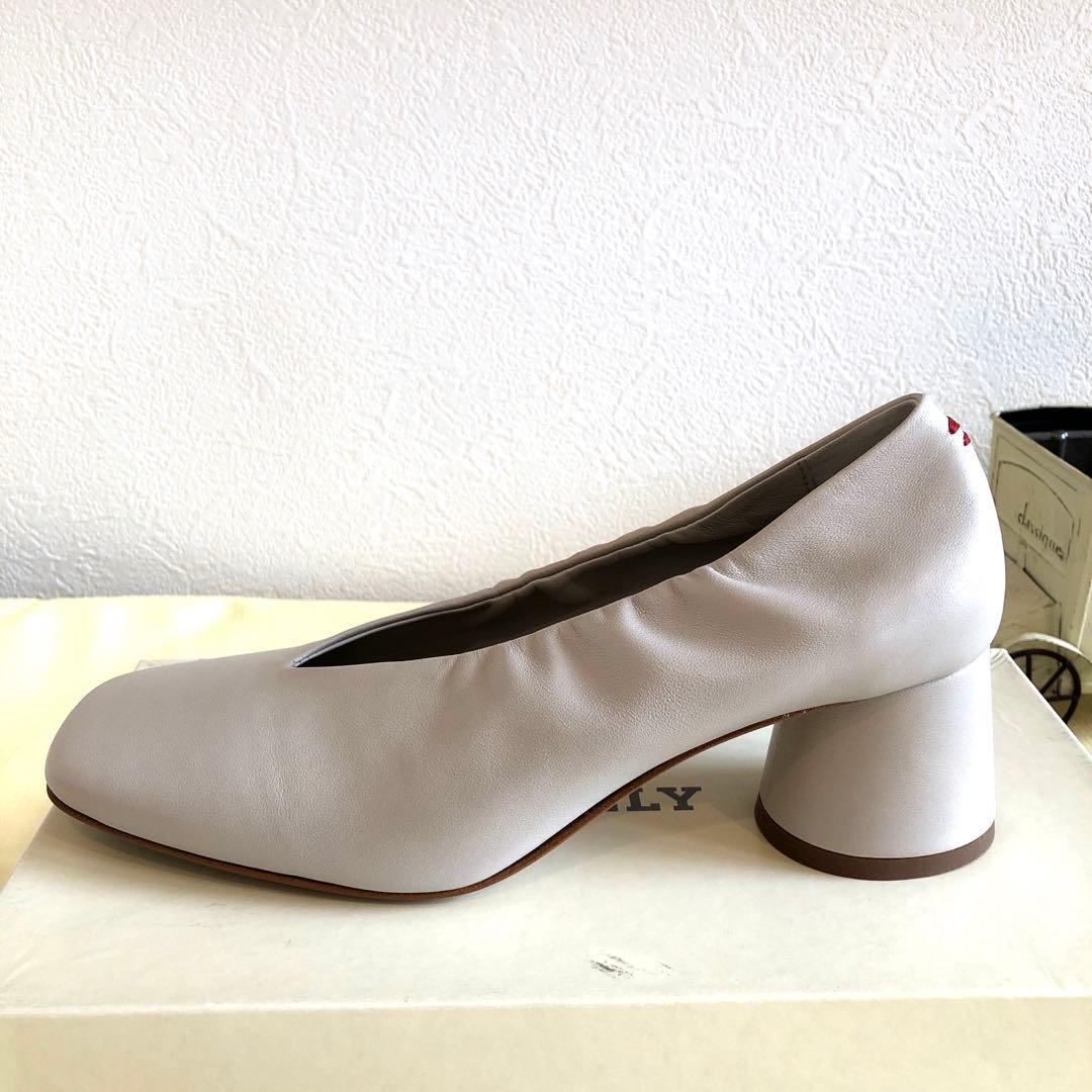 『お値下げ』HALMANERA 本革イタリア製　太ヒールパンプス　アイボリー37