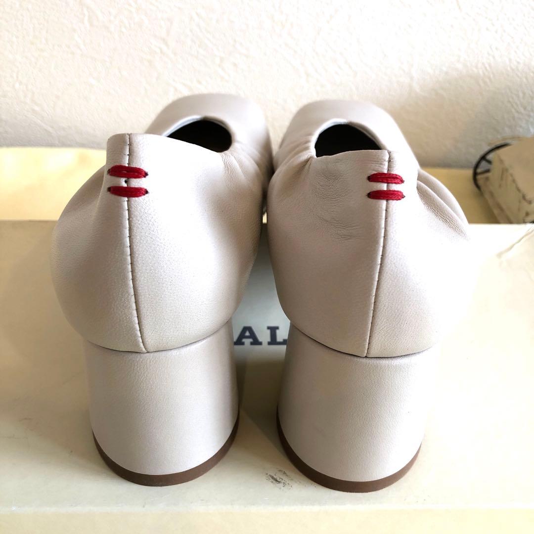 『お値下げ』HALMANERA 本革イタリア製　太ヒールパンプス　アイボリー37