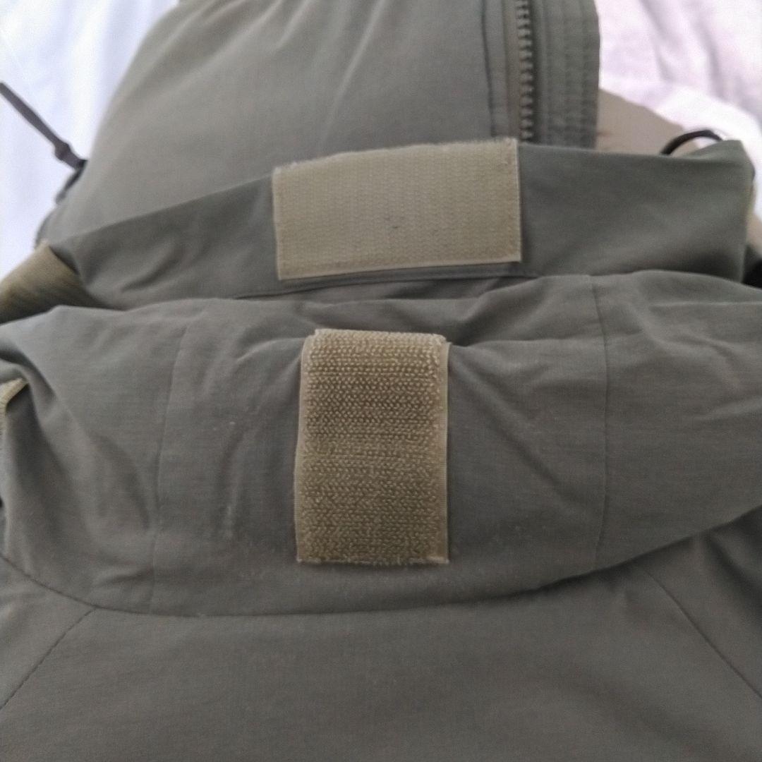 希少40エヌハリウッドecwcsハッピージャケットL深緑プリマロフトLEVEL7