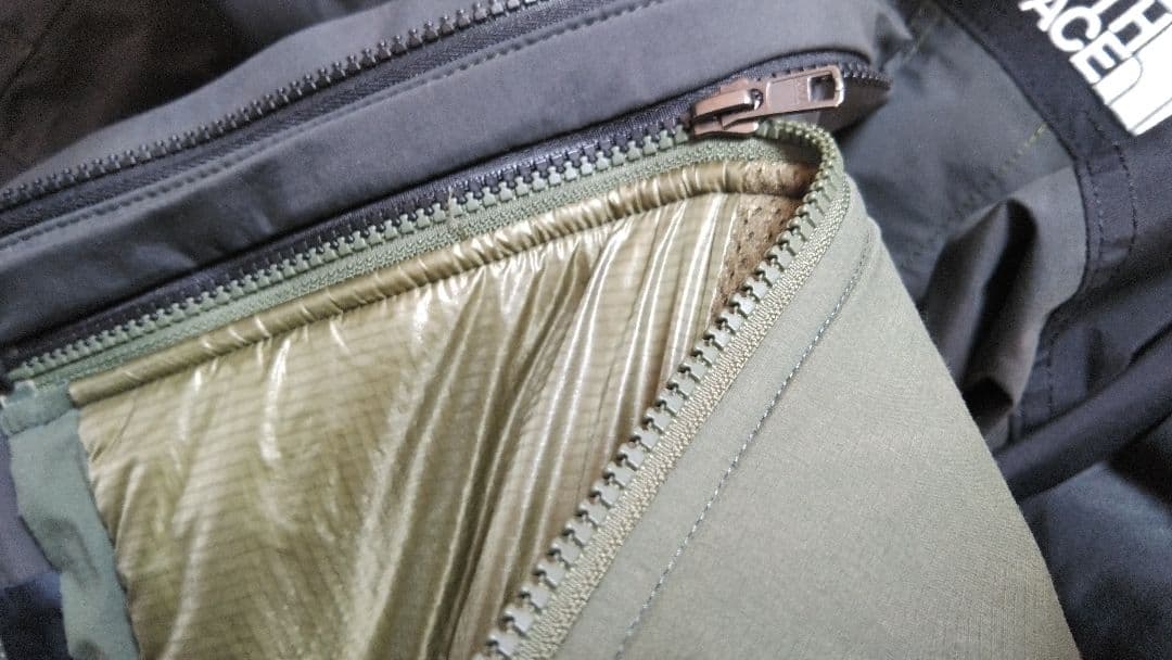 希少40エヌハリウッドecwcsハッピージャケットL深緑プリマロフトLEVEL7