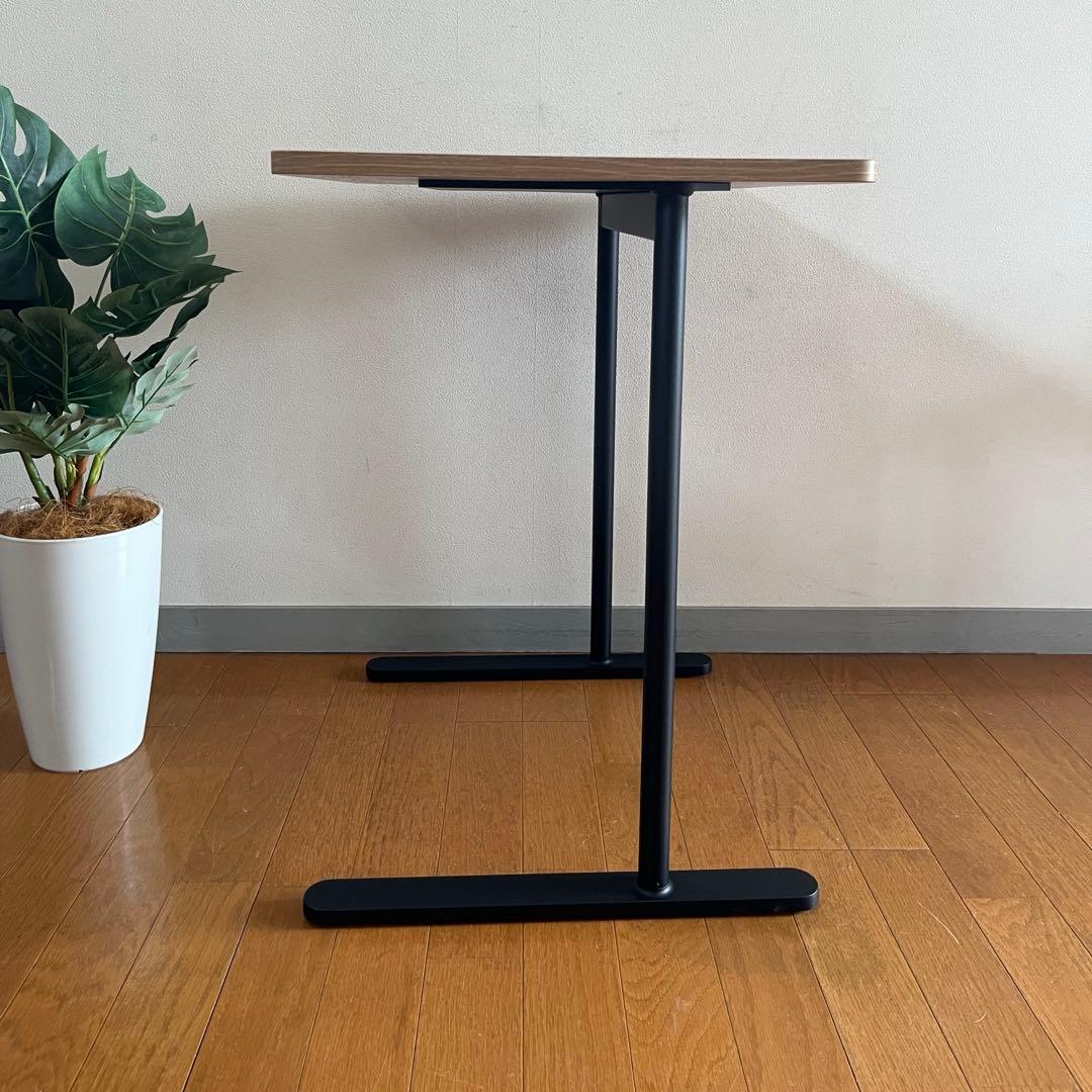 コクヨ　サイドテーブル　8.8万　デスク　シンプルモダン　グッドデザイン賞　北欧