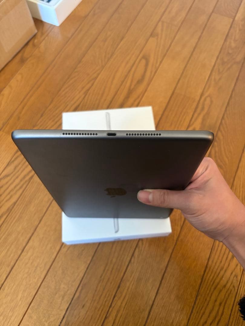Apple ipad 第8世代 32GB バテッリー容量94%