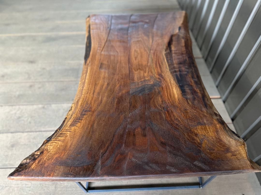 【早い者勝ち！SALE！】一枚板テーブル　ウォールナット　鉄脚　テーブル　カフェ