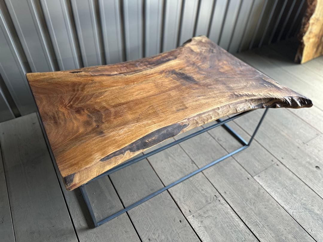 【早い者勝ち！SALE！】一枚板テーブル　ウォールナット　鉄脚　テーブル　カフェ