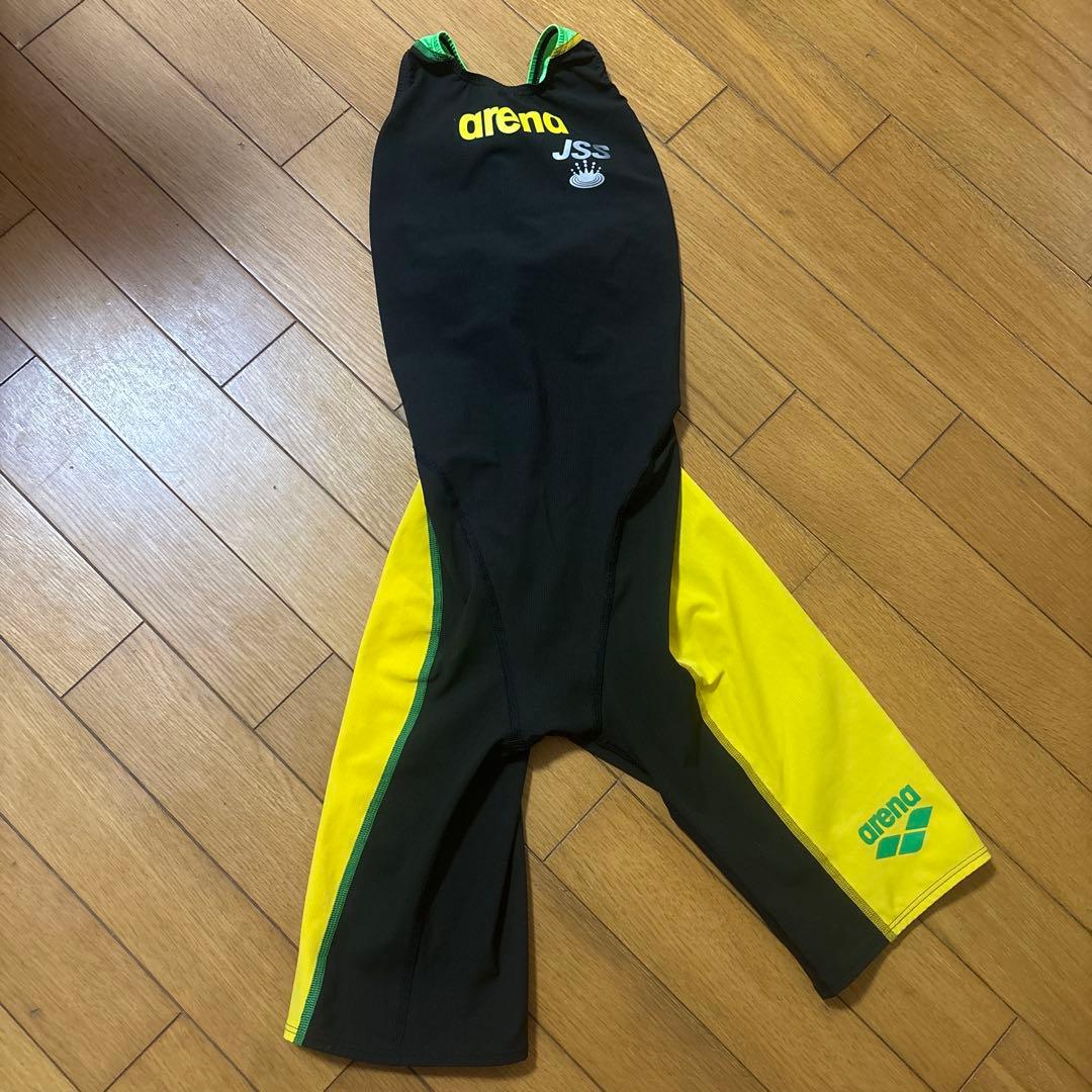 arena 水着 黒/黄色 JSSロゴ