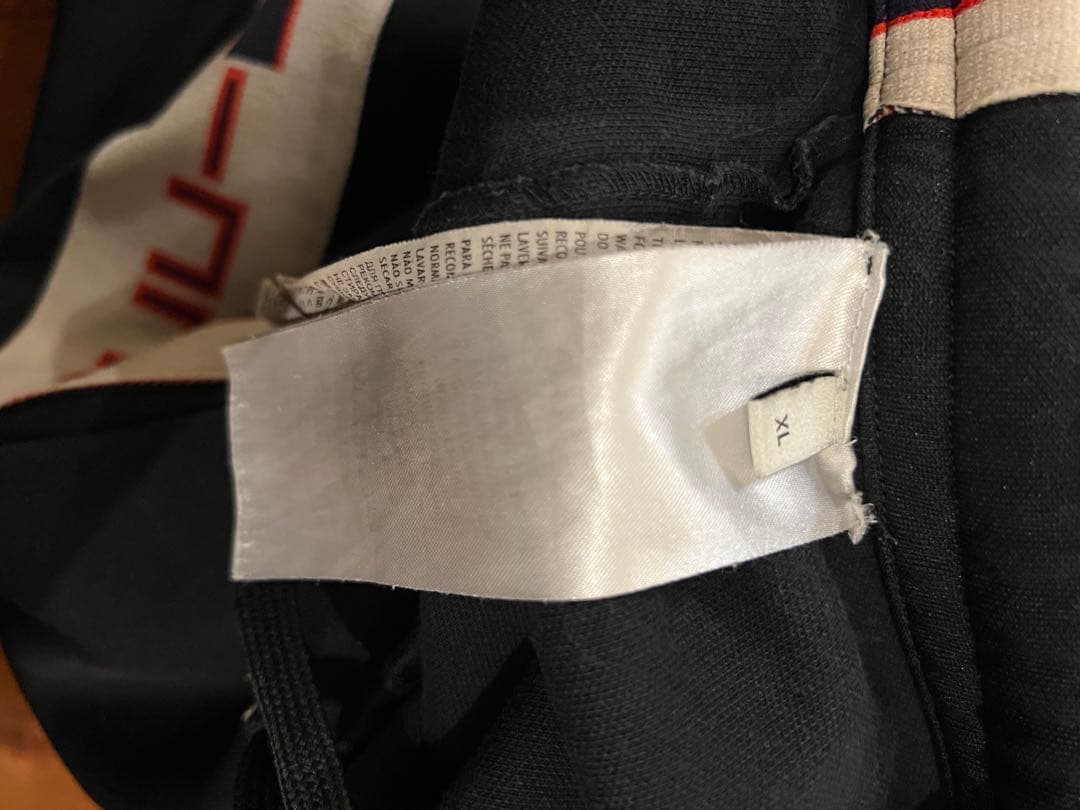 GUCCI グッチ　テクニカルハーフパンツ　サイドライン　ショートパンツ