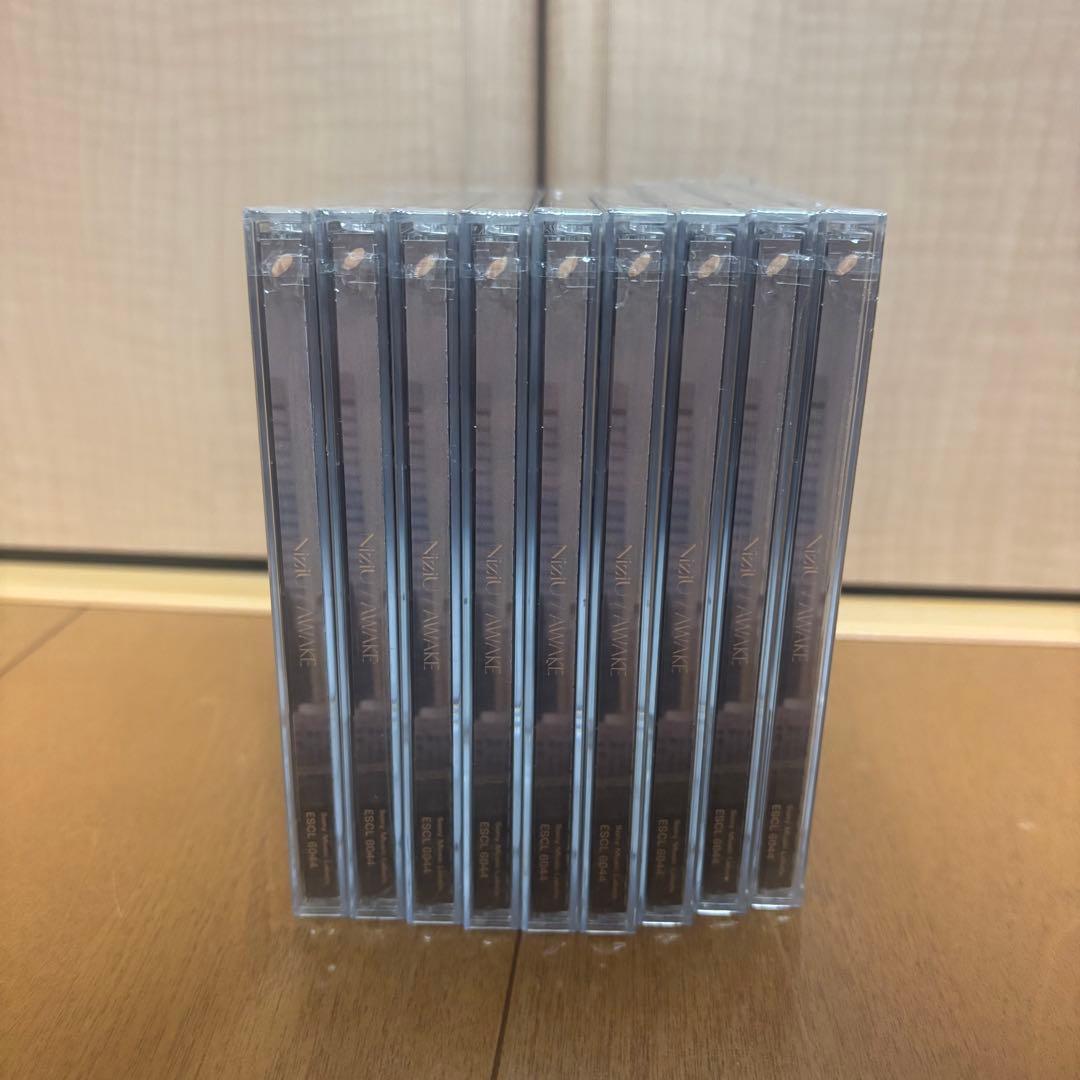 1st Mini Album『AWAKE』通常盤　CD トレカ　シリアルナンバー