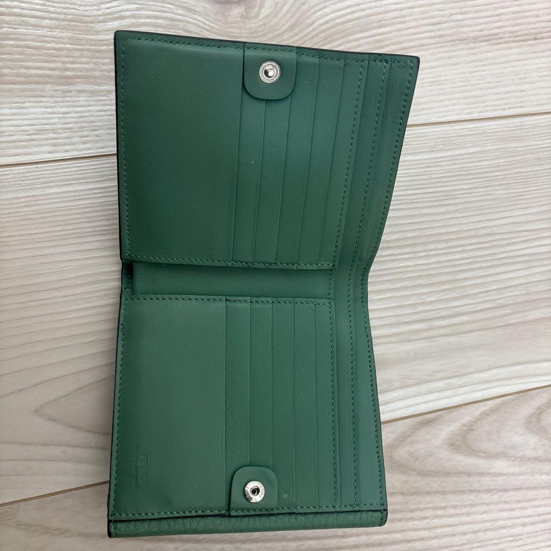 a*a様 FENDI グリーン 二つ折り財布