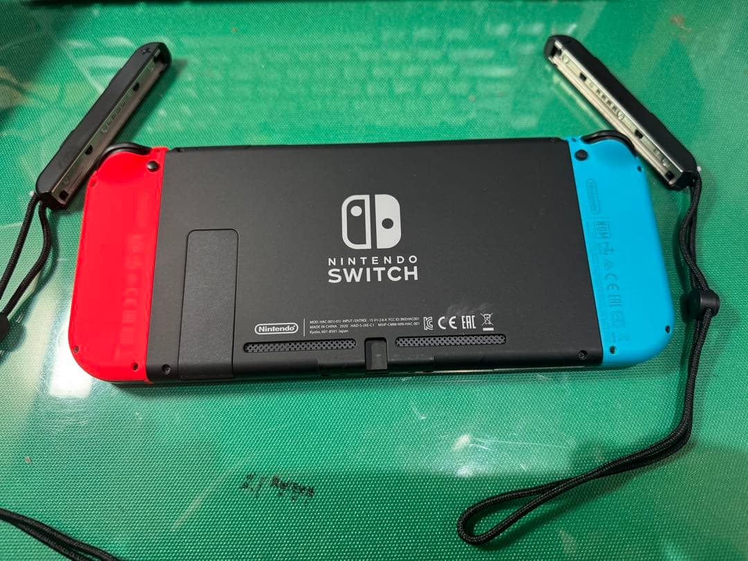 Nintendo Switch 青/赤 +モンハンRISE