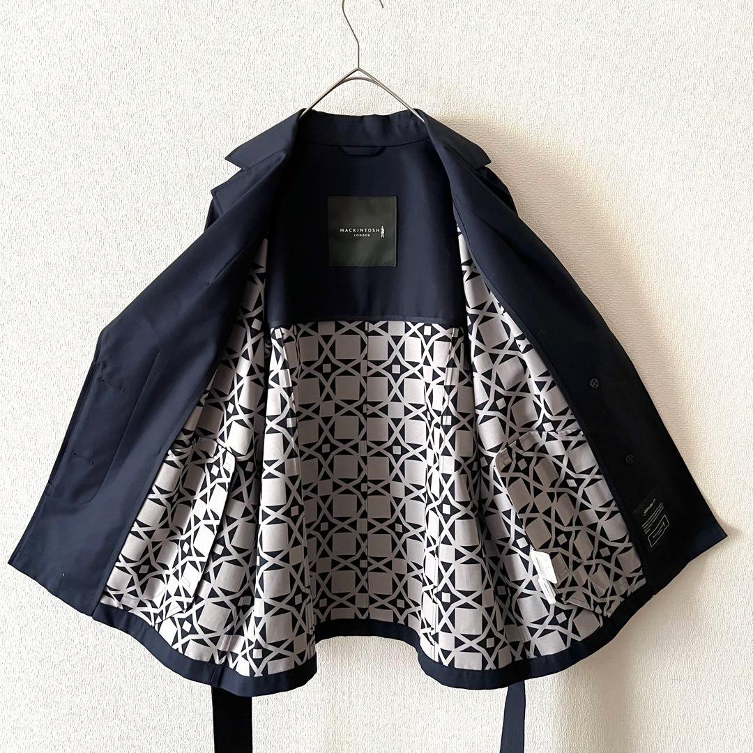 マッキントッシュ スプリングコート ベルト付 裏地総柄 38近年モデル ネイビー