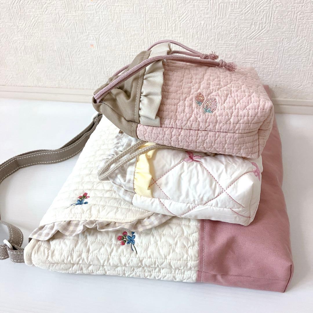 図書バッグ　コップ袋✖️2 ヌビ　木の実刺繍