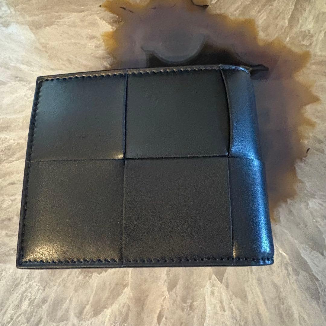 【新品】BOTTEGA VENETA 2つ折り財布　カセット　ブラック