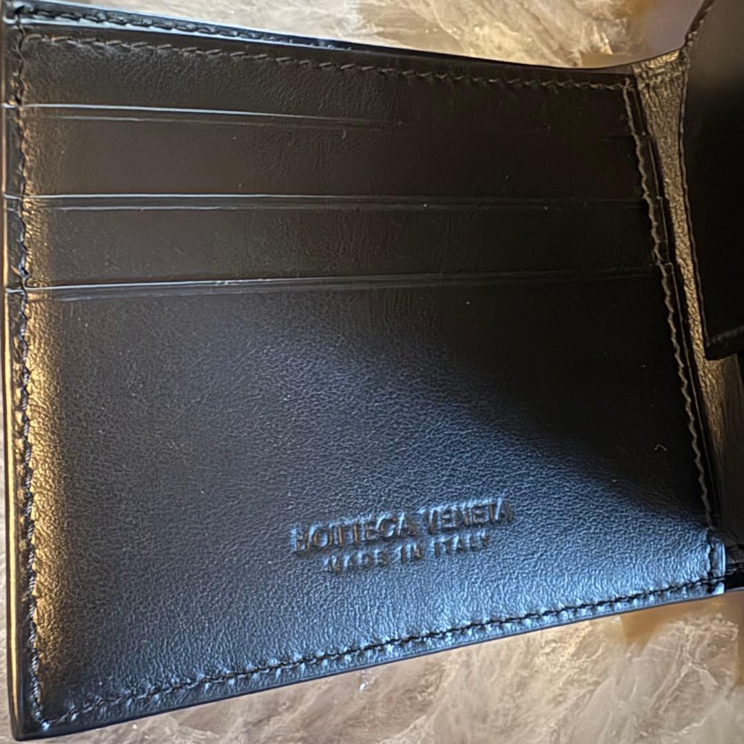 【新品】BOTTEGA VENETA 2つ折り財布　カセット　ブラック