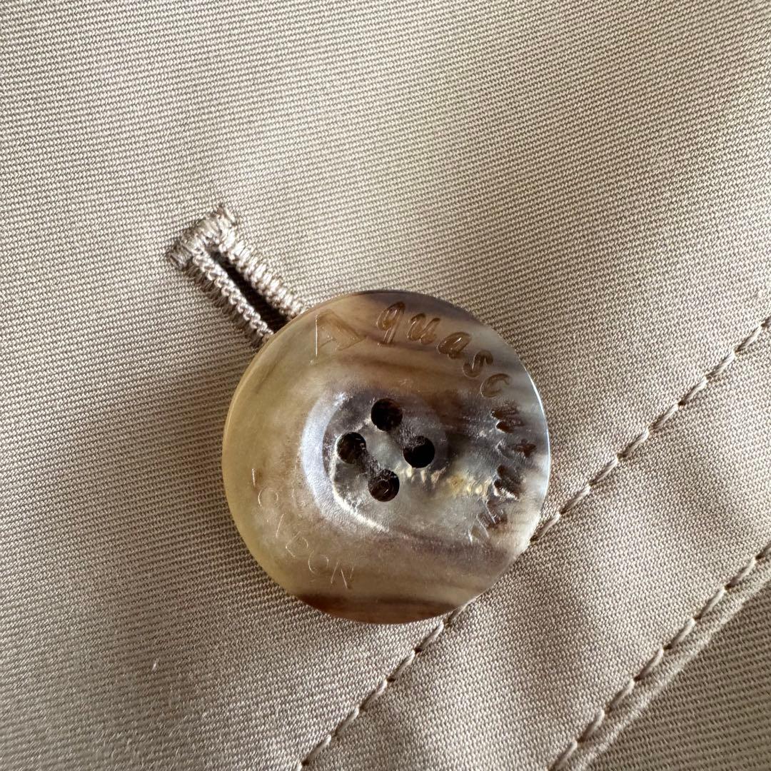 アクアスキュータム　トレンチコート　ロイヤルブルー　ベージュ　ダブル　ライナー