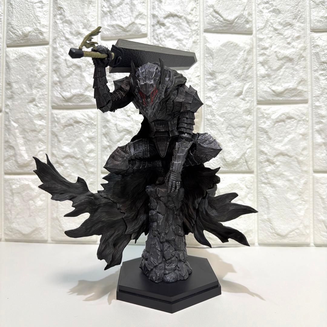 POP UP PARADE ガッツ [狂戦士の甲冑] L size