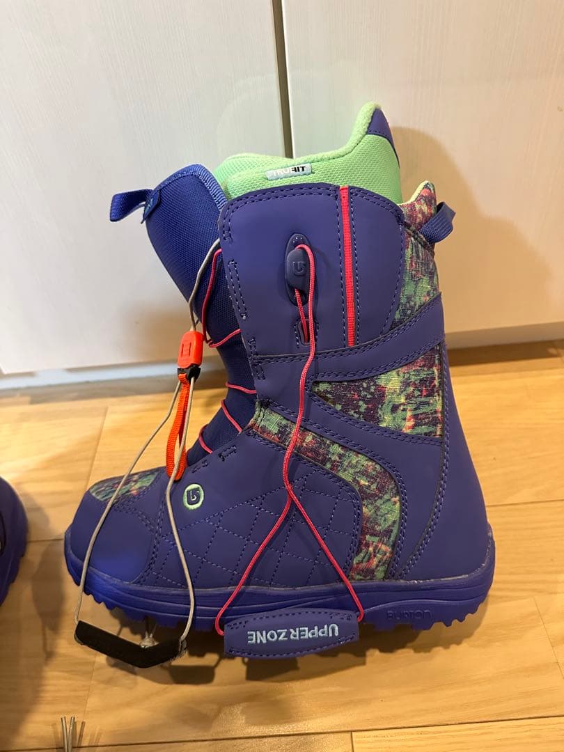 BURTON MINT ブーツ(女性用) パープル　24.5