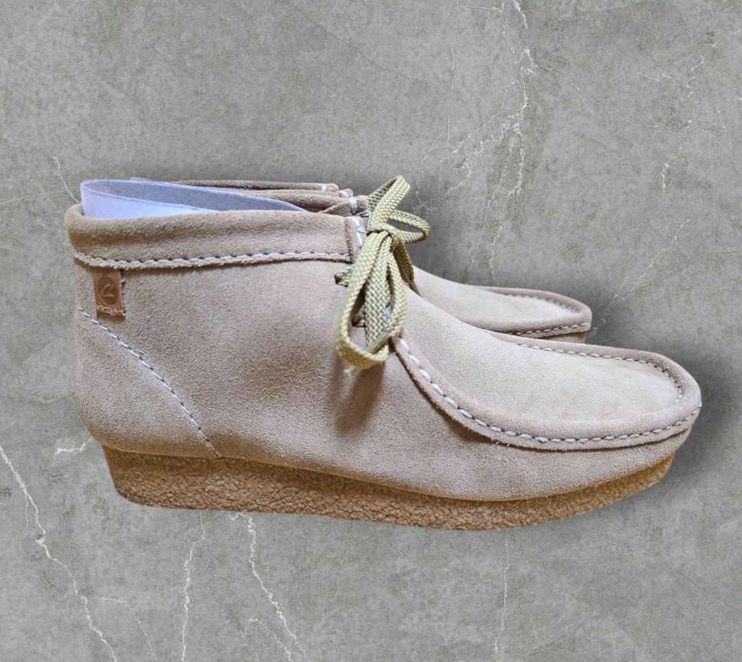 新品未使用!!Clarks shacre boot ベージュ スエード モカシン