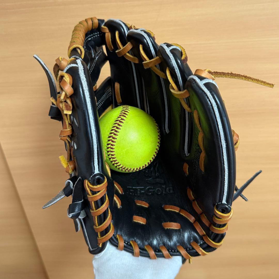 ハイゴールド 己極シリーズ 一般軟式 右投げ 二塁手 遊撃手 内野手 未使用