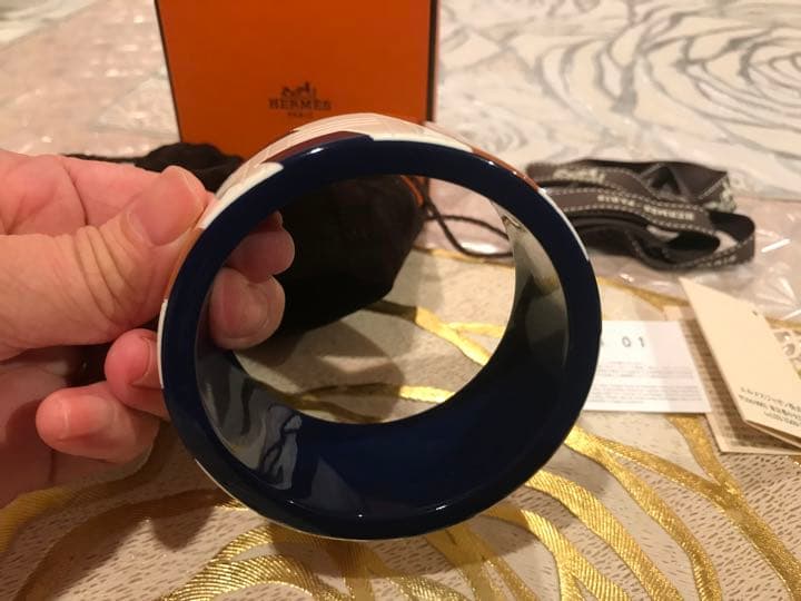 希少 エルメス バングル