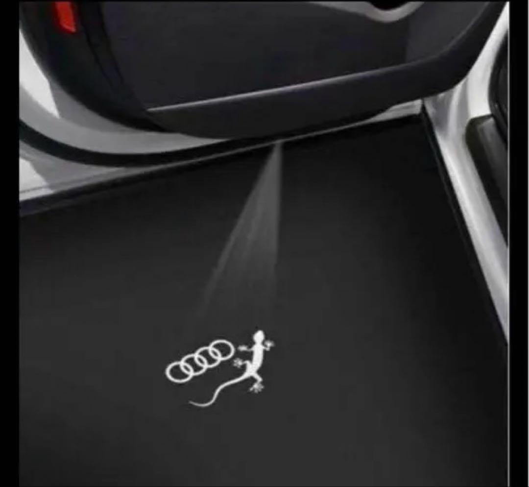 Audi純正エントリーライト　フォーリングス&ゲッコー新品未使用　1セット2個
