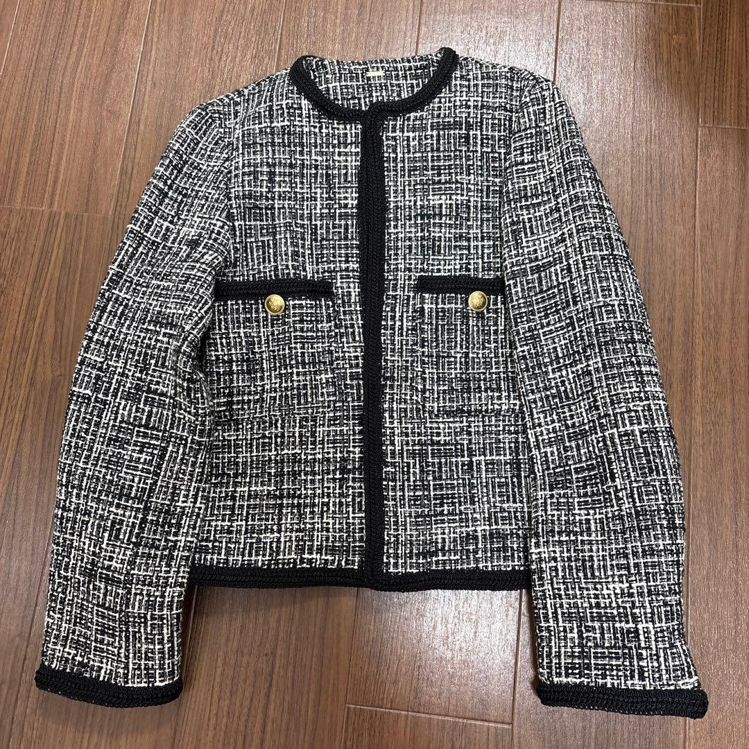 Mila Owen ノーカラージャケット