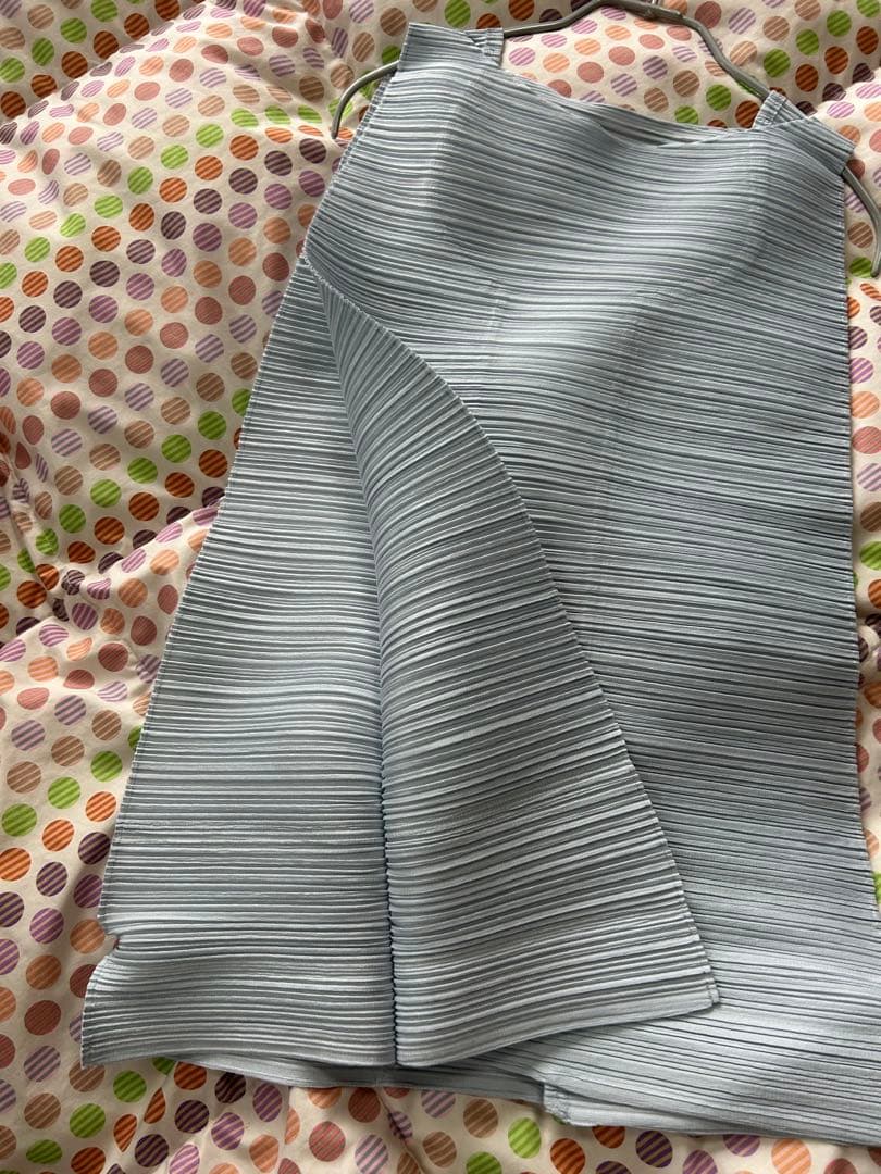 プリーツプリーズ　箱型チュニック　美品