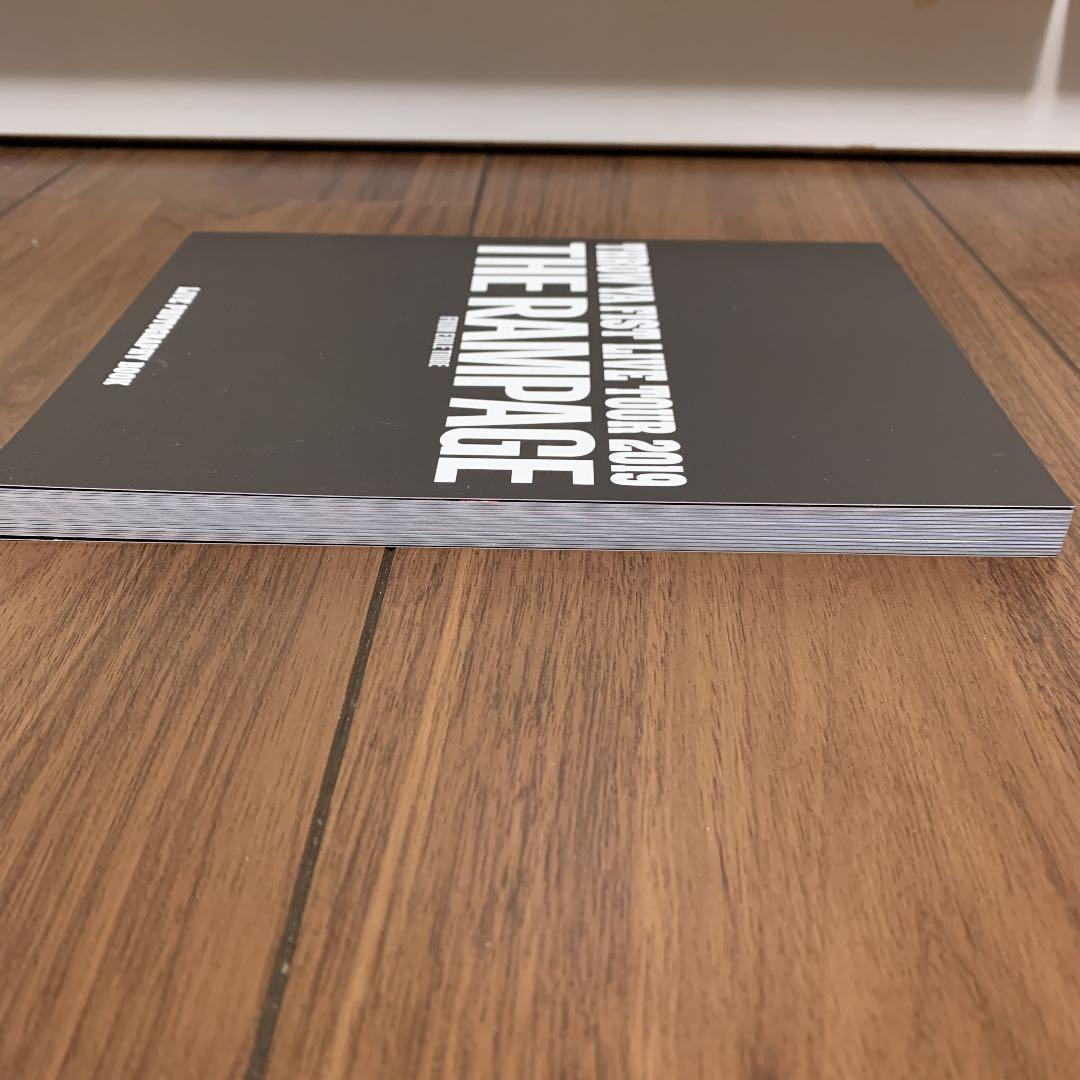 売却済み　確認用　THE RIOT 初回特典フォトブック付