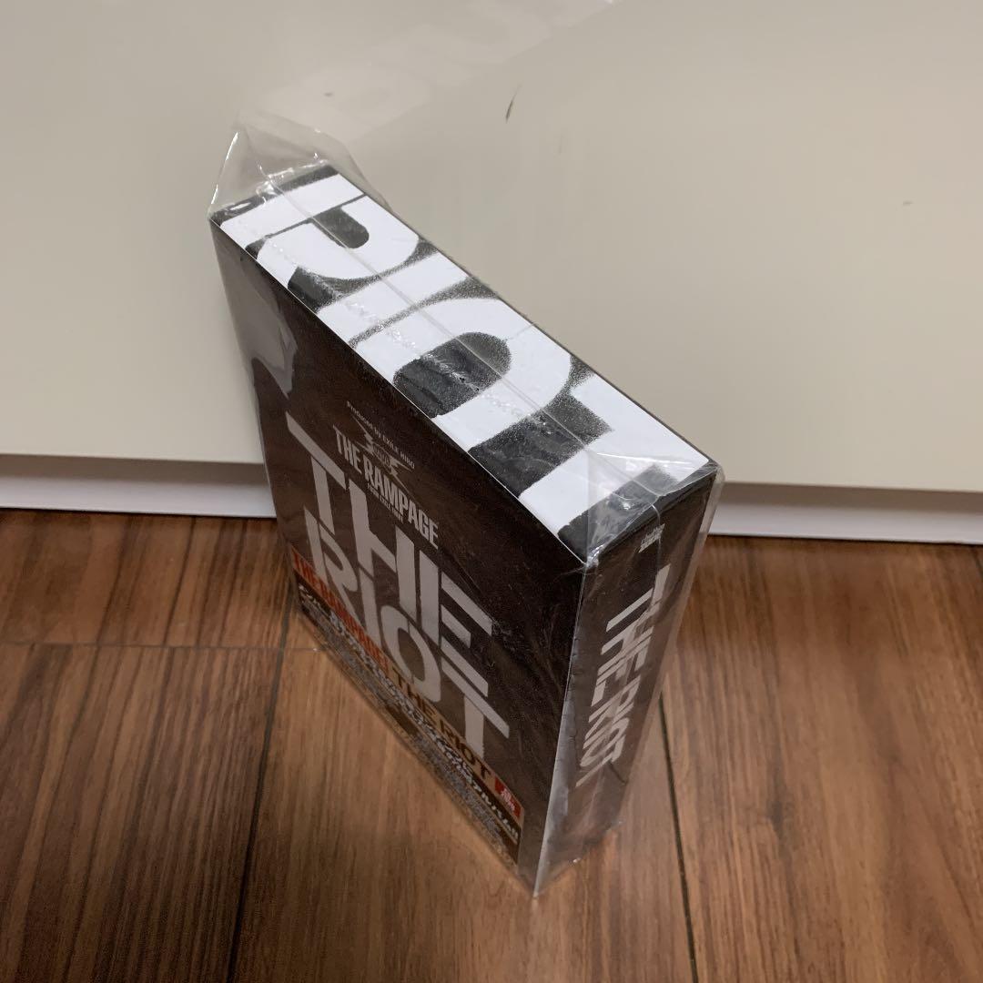 売却済み　確認用　THE RIOT 初回特典フォトブック付