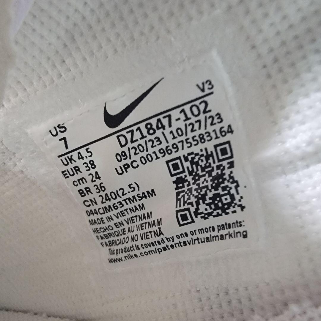 ナイキ ウィメンズ エアフォース1 シャドウ ホワイト/グリーン 24cm