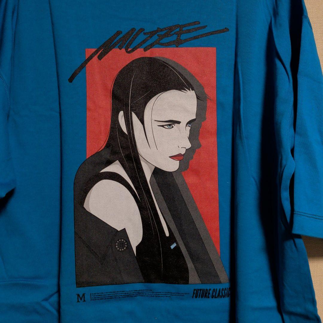 MUZE 青 Tシャツ ロゴ刺繍