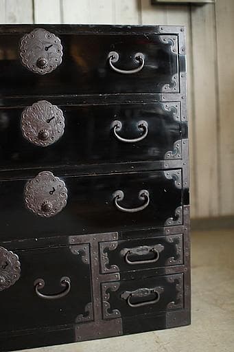 綺麗な丸金具 庄内手許箪笥　時代箪笥　古タンス　引き出し　家具　古家具