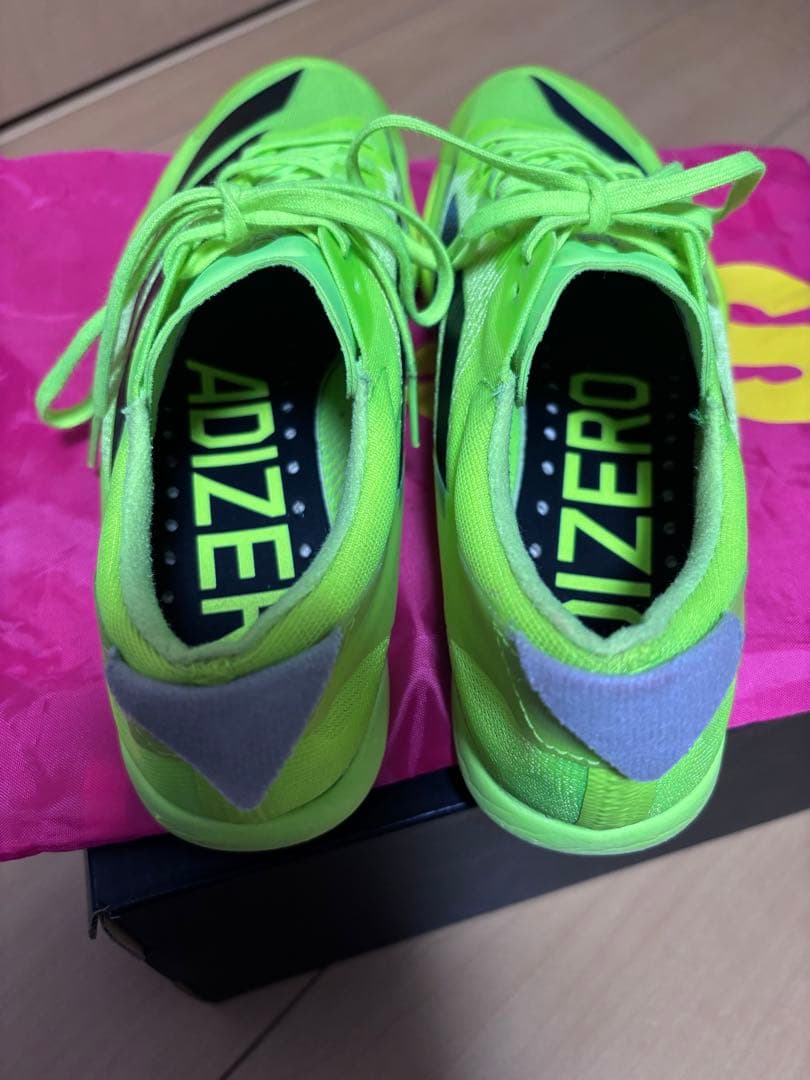 アディゼロ フィネス 25.5cm