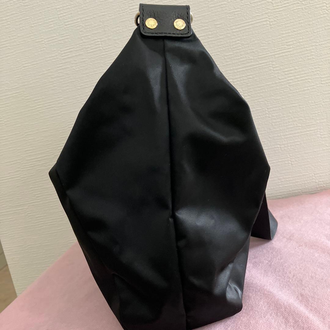 最終お値下げ☆russet clouds nylon スリングバッグ ブラック