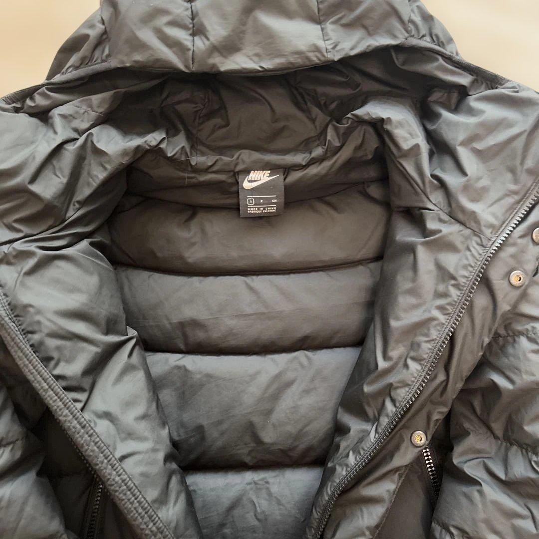 NIKEベンチコート