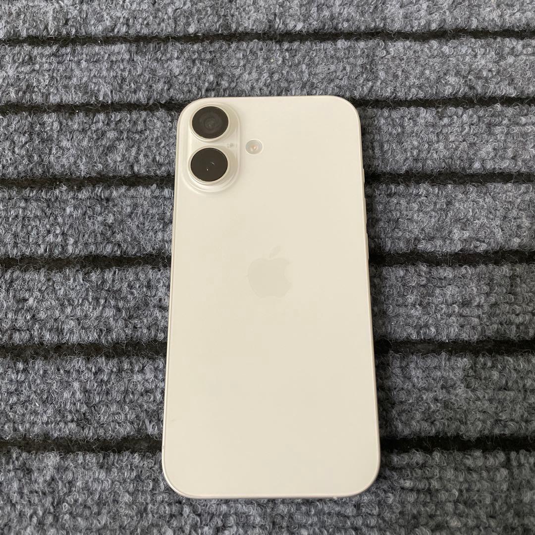 244 iPhone16 128GB SIMフリー　ホワイト