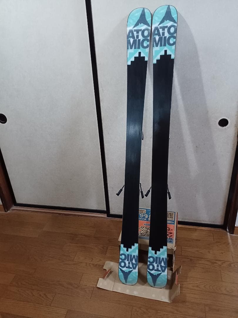 ATOMIC PUNX 150cm raveビンディング付き