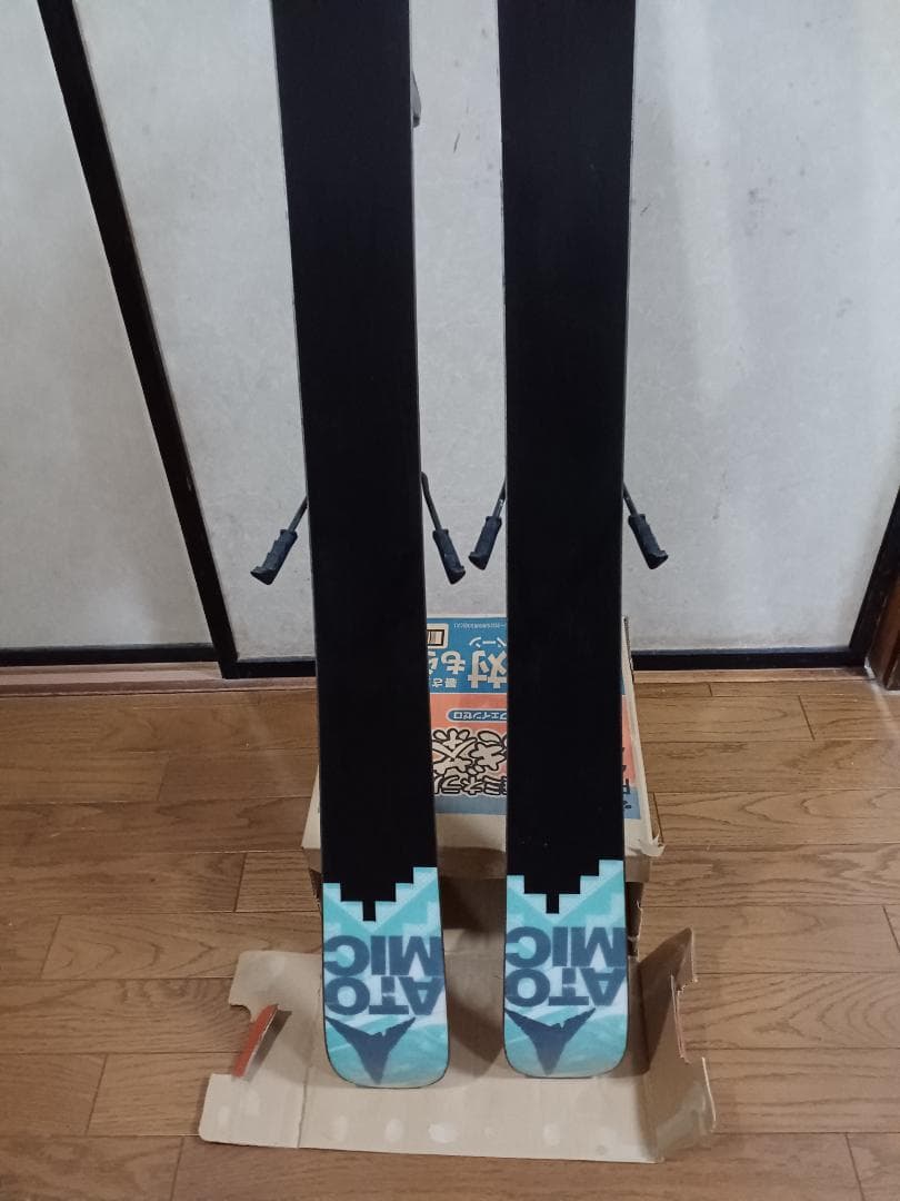 ATOMIC PUNX 150cm raveビンディング付き