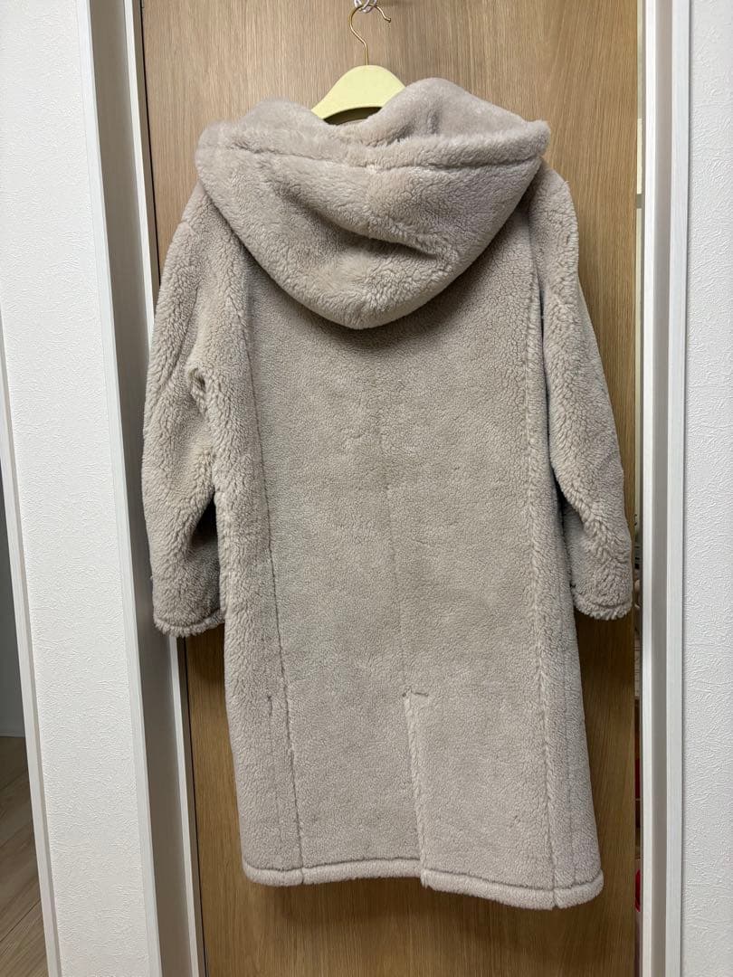 ジャケット・アウター Fleur Shearling Boa Coat