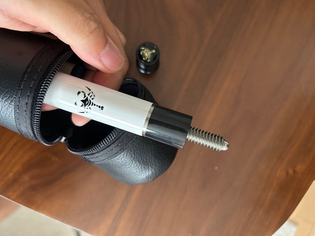 ビリヤード　キュー　スコーピオン　新品ケース付き